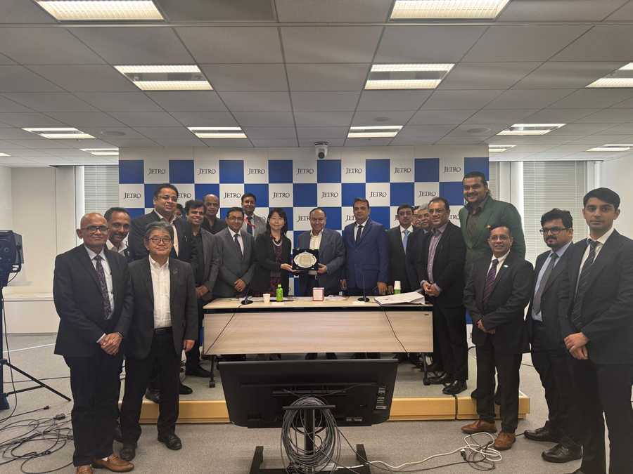 Delegation courtesy call at JETRO, with EVP Akiko Okumura