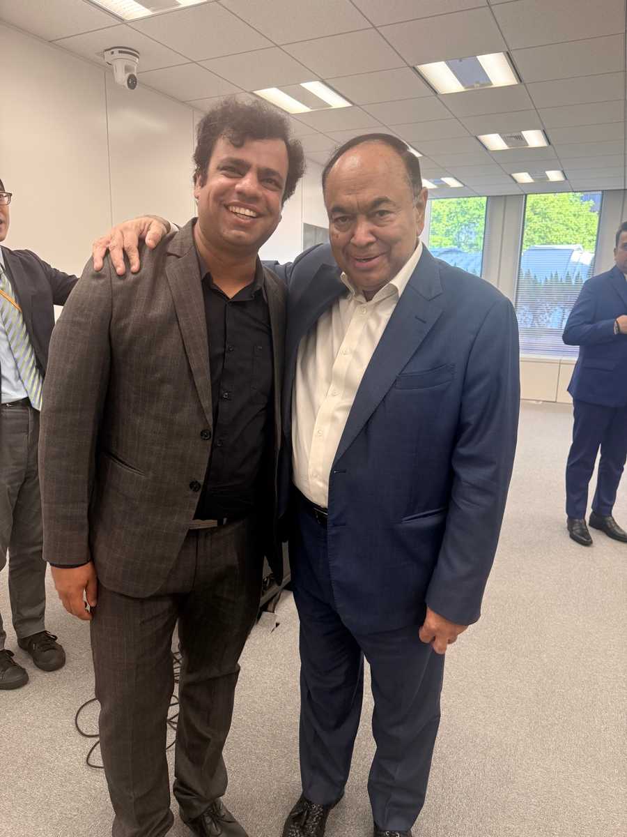 Ankit Dhir with Mr. Nirmal K Minda, Chairman of Uno Minda Limited